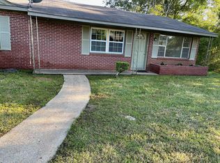 2801 Camellia St, Tuskegee Institute, AL 36088