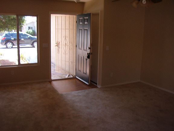 3rd image of 11206 W Turney Ave