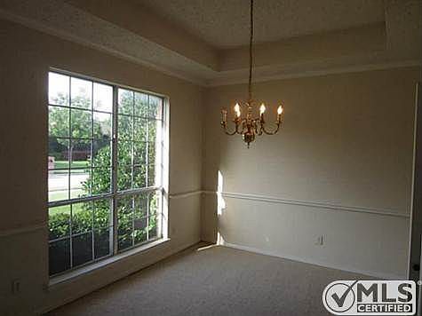 3rd image of 4108 Candlewyck Dr