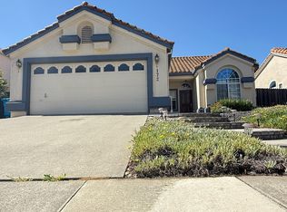 172 Suncrest Way, Vacaville, CA 95688