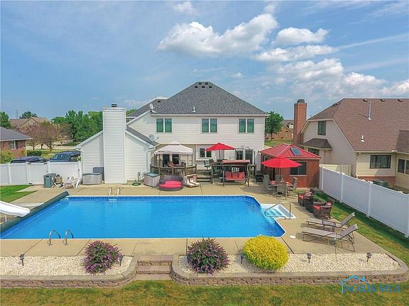 3rd image of 363 Wolf Creek Ct