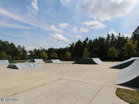 3rd image of 339 Southern Branch Ln