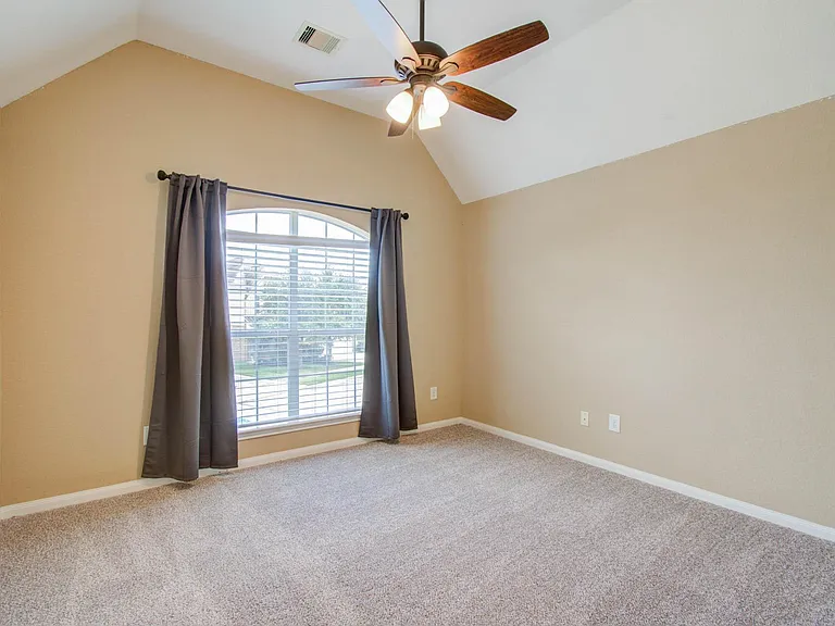 21331 Parham Cir — Photo 34