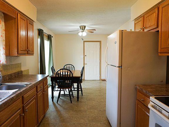 5th image of 107 Hayden Dr