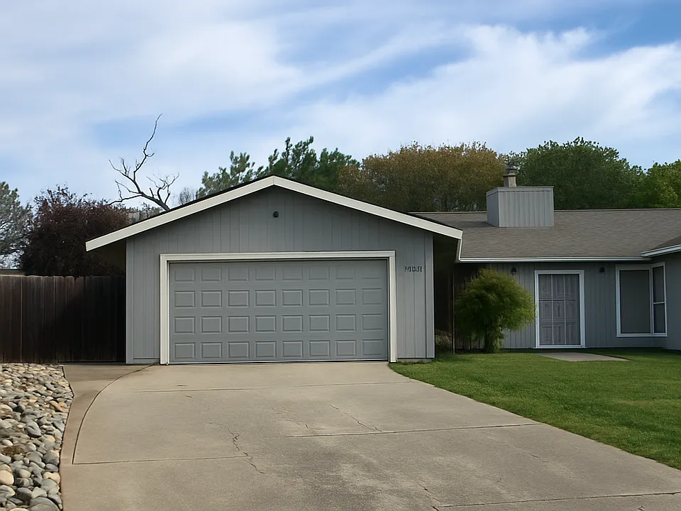 8978 Laguna Vista Ct