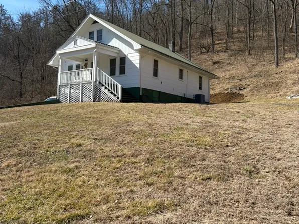 1881 Toe River Rd, Green Mountain, NC 28740