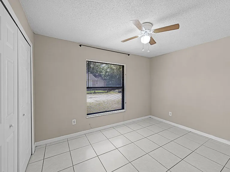 2530 Kamnic Ct — Photo 8