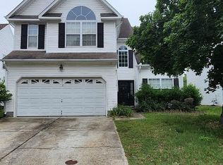 519 Windward Dr, Chesapeake, VA 23320