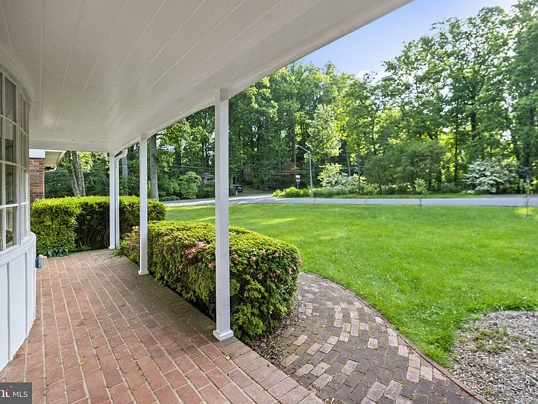 3515 Wilson St — Photo 7