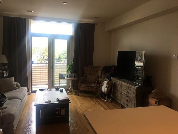 5th image of 3171 38th St APT 3B