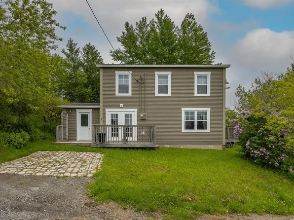 7 Pioneer Street, Meadows, NL A2H6B9