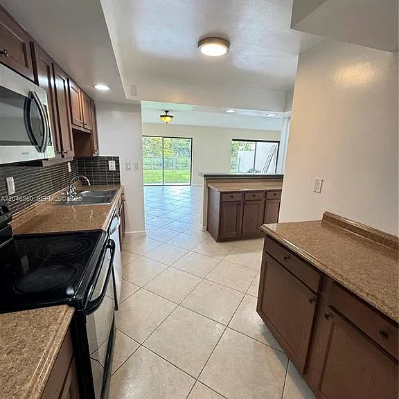 3167 Coral Springs Dr #1 — Photo 4