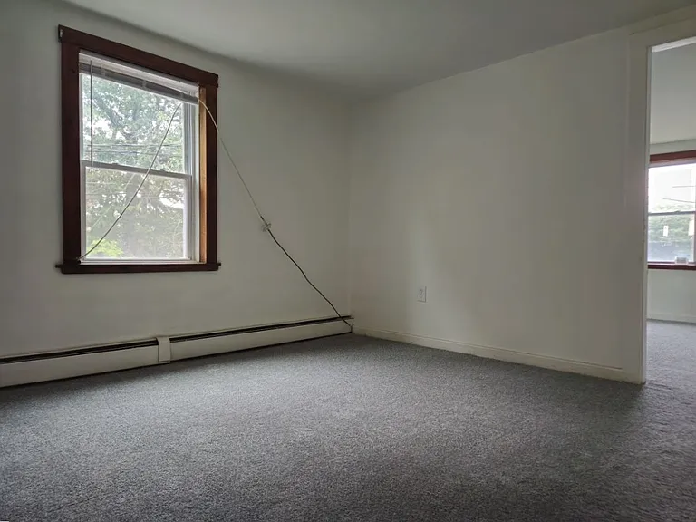 916 Middle St #9 — Photo 6