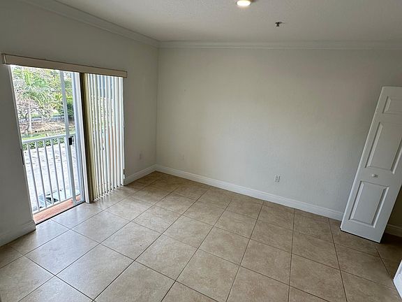 2nd image of 21100 SW 87th Ave APT 307