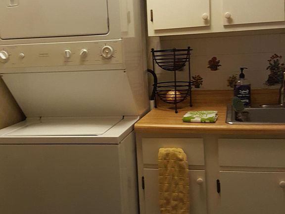 4th image of 1023 1st St N APT 22