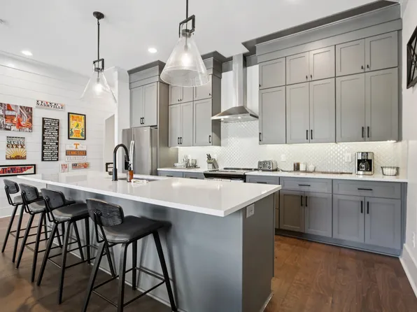 1104 Greenwood Ave, Nashville, TN 37206