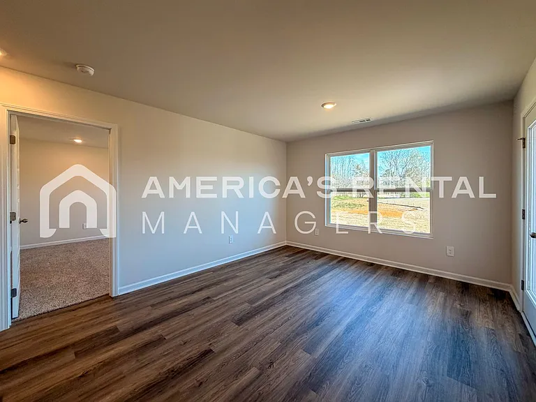 9945 Sequoyah Cove Dr SE — Photo 26