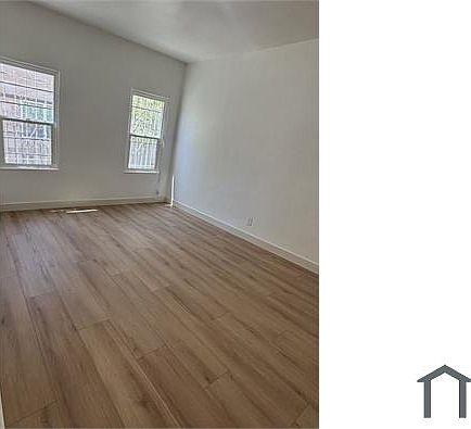 2nd image of 3002 W Vernon Ave