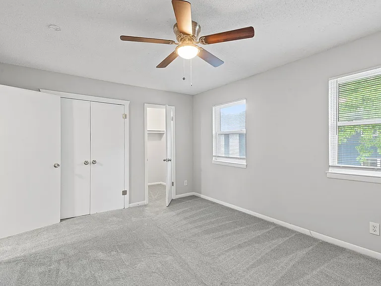 Redwood Village Townhomes — Photo 16