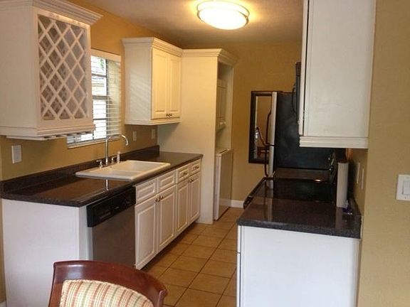 4th image of 1802 Jackson Ave W APT 171