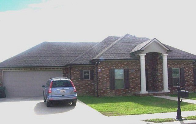 1st image of 223 Mandalay Woods Blvd