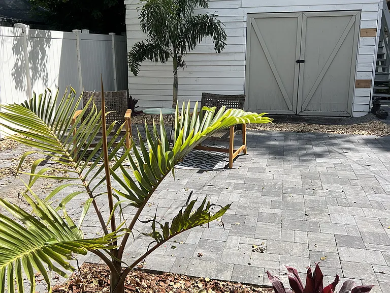 1011 E Curtis St #ADU — Photo 7