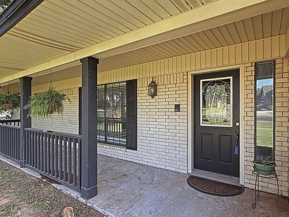 3rd image of 9012 Bontura Rd