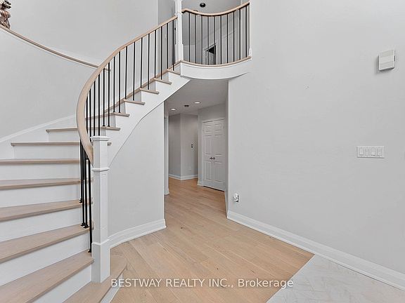 3rd image of 172 Ribston St