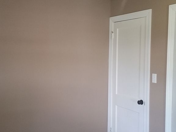 3rd image of 3505 Burk St