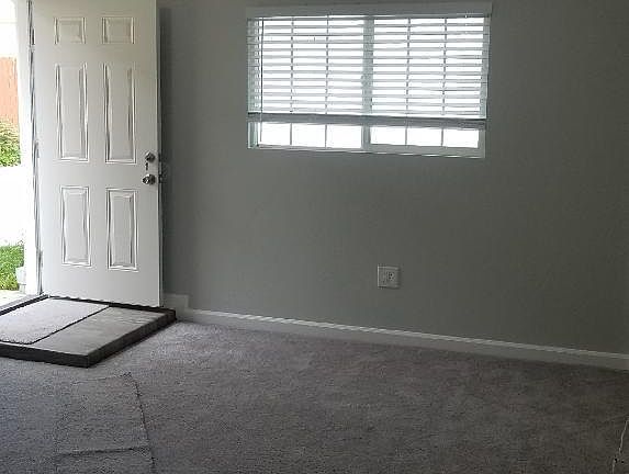 4th image of 261 W Harrison Ave