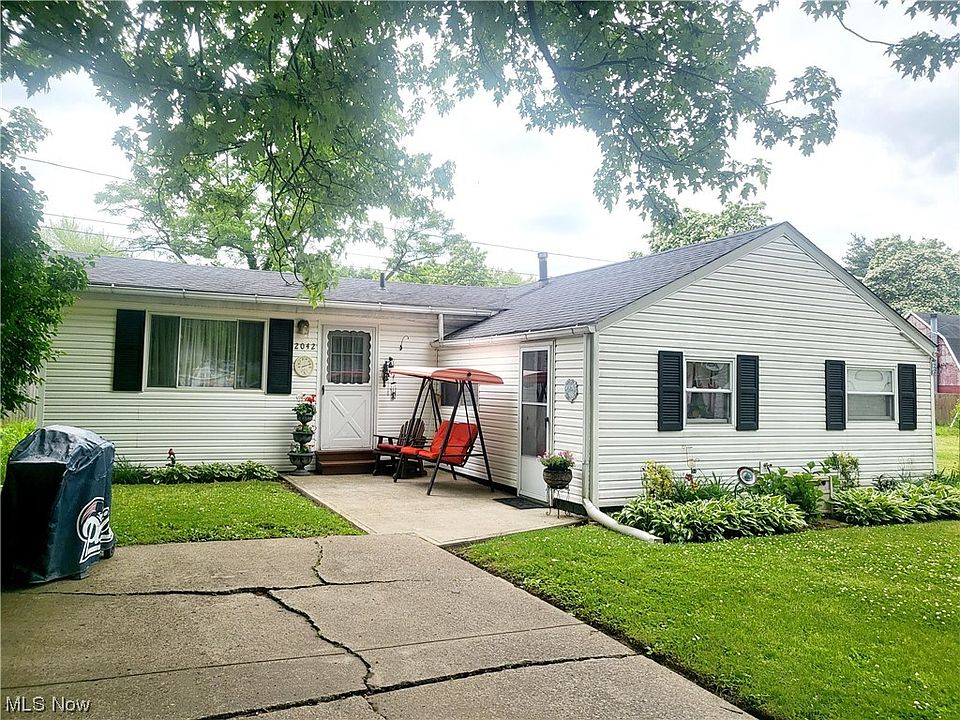 1st image of 2042 Garfield Ave