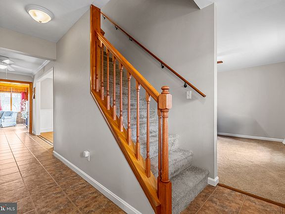 4th image of 29162 Log Cabin Hill Rd