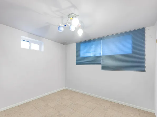 21 Leewood Loop image 14 of 19