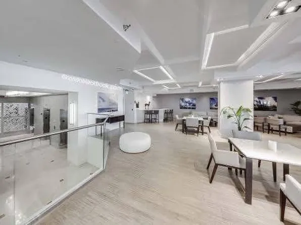 100 Lincoln Rd, Miami Beach, FL