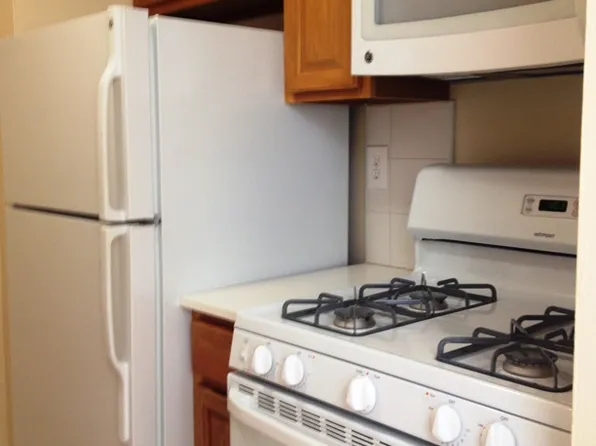 16-70 Bell Boulevard image 9 of 17