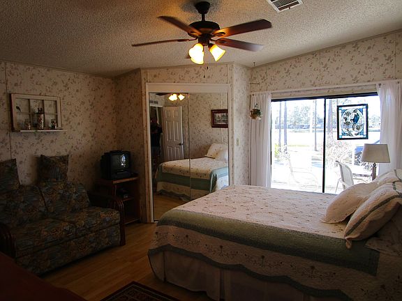 3rd image of 2841 Tara Lakes Cir