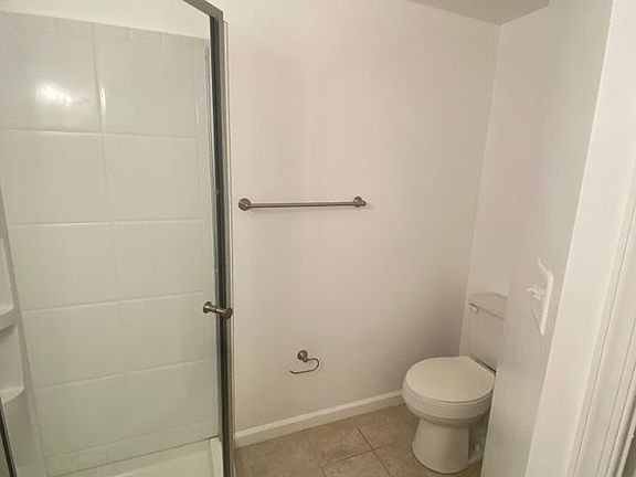 3rd image of 13594 Bentley Cir