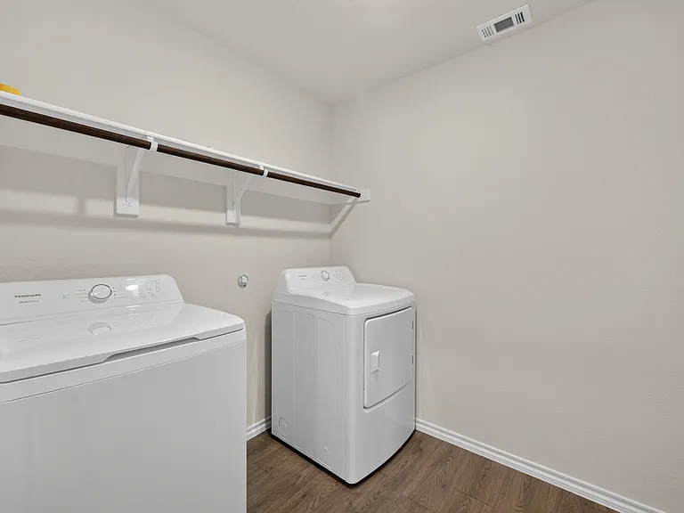 728 Orchid Way — Photo 8