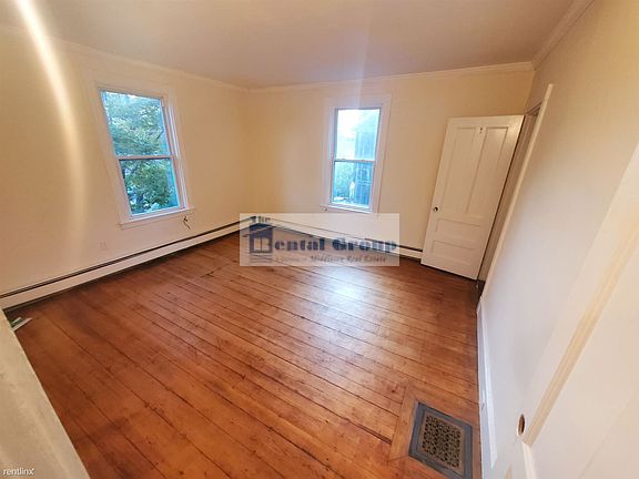 landlord_unit_photo_13