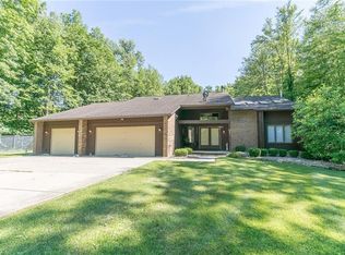 24537 Emmons Rd, Columbia Station, OH 44028