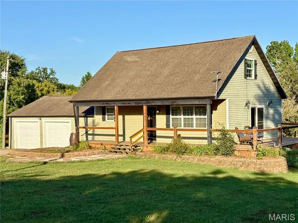 102 Wesbecher St, Marble Hill, MO 63764