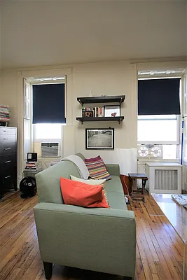Rented by City Connections Realty | media 15