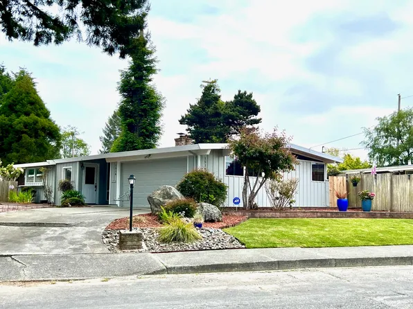 1516 Hayes St, Eureka, CA 95501