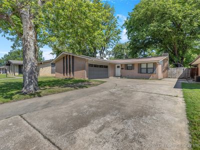8703 E 29th St, Tulsa, OK, 74129