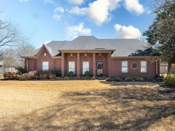 8263 Clinton Way Ln, Cordova, TN 38018