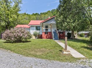 119 Black Branch Rd, Canton, NC 28716