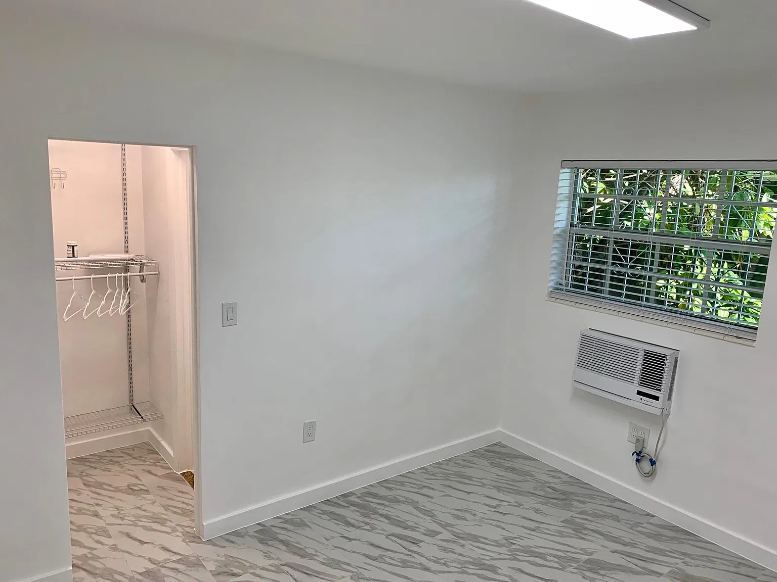 211 SW 20th Ave — Photo 3