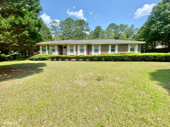 1324 5th Ave, Eastman, GA 31023
