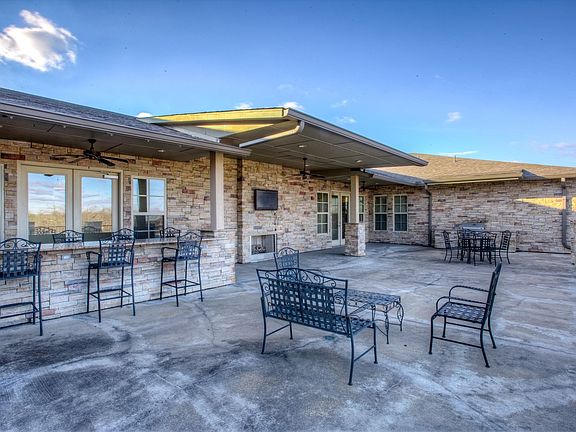 5th image of 2800 Sandage Ave #306