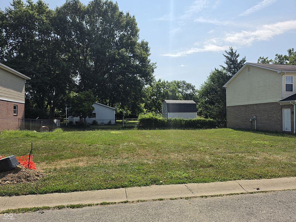 2nd image of 1229 Glenhall Cir